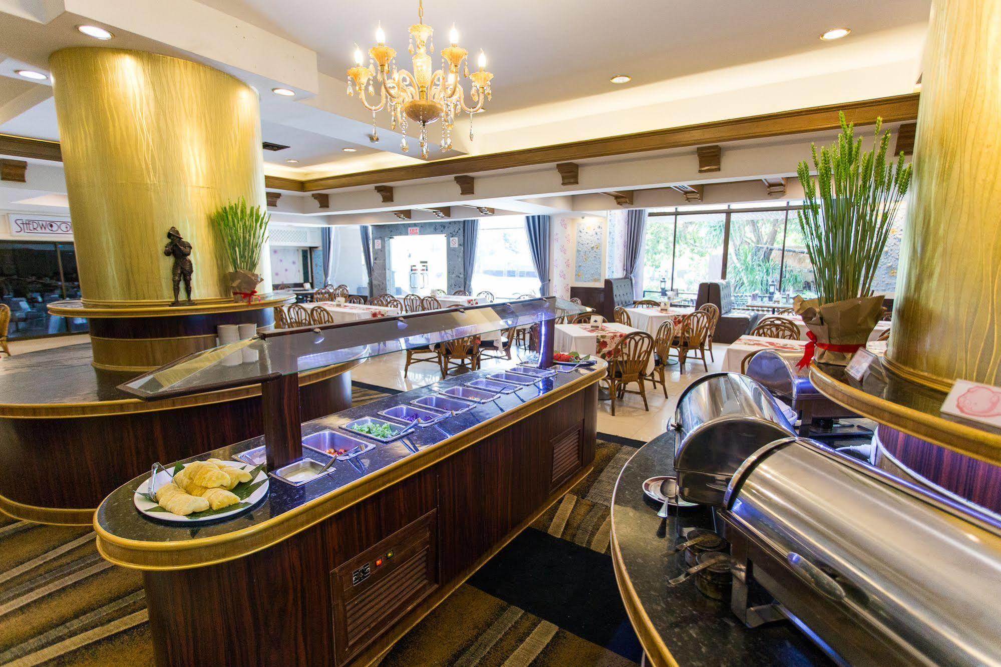 First Pacific Cirrus Otel Pattaya Dış mekan fotoğraf